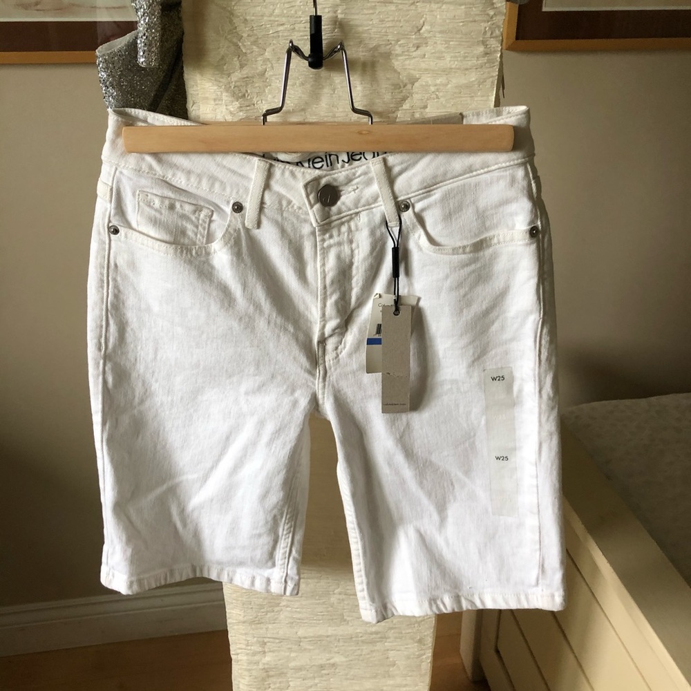 Brand new Calvin Klein boyfriend shorts